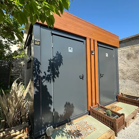 Campingplatz Schlaffass - Schlafen Im Holzfass Thallern Gumpoldskirchen