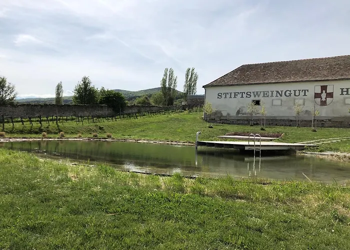 Schlaffass - Schlafen Im Holzfass Thallern *