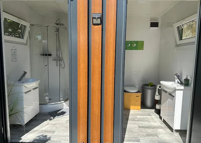 Schlaffass - Schlafen Im Holzfass Thallern Campsite Gumpoldskirchen