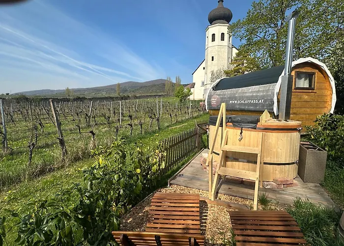 Schlaffass - Schlafen Im Holzfass Thallern *